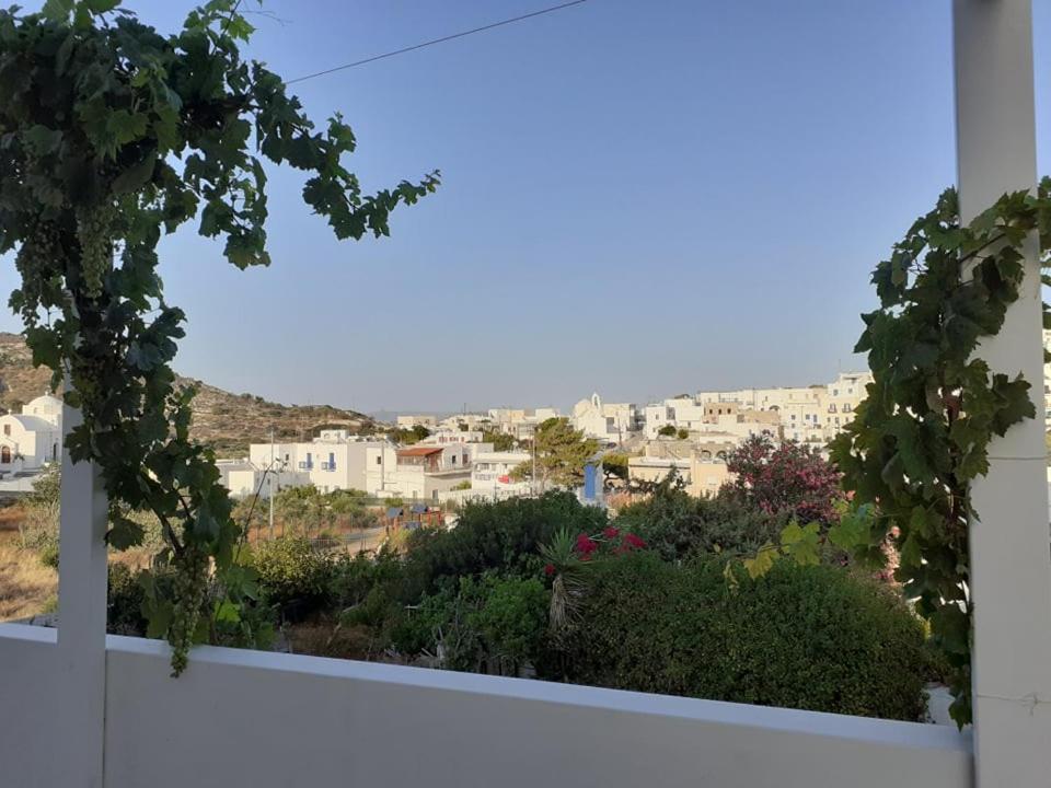 Matilda Milos - Cycladic Living Apartment Triovasalos Bagian luar foto
