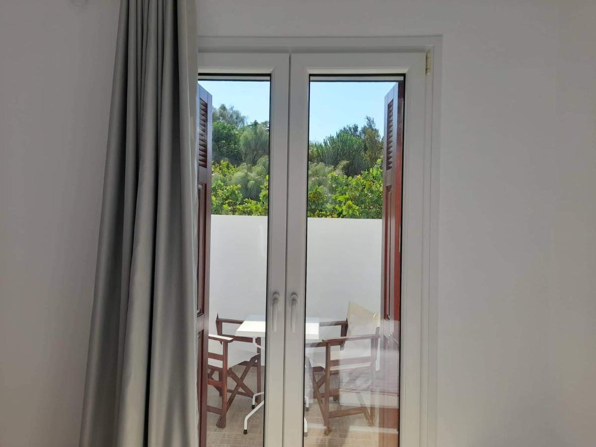 Matilda Milos - Cycladic Living Apartment Triovasalos Bagian luar foto