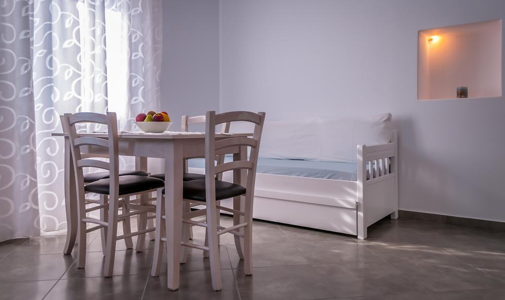 Matilda Milos - Cycladic Living Apartment Triovasalos Bagian luar foto