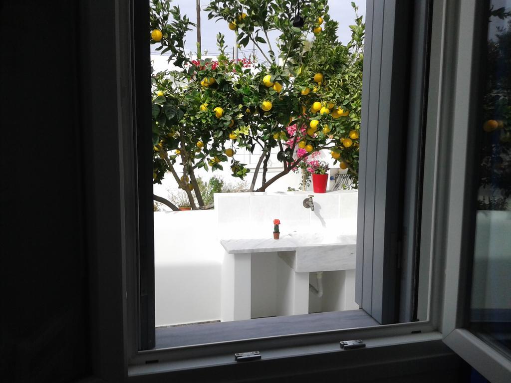 Matilda Milos - Cycladic Living Apartment Triovasalos Bagian luar foto